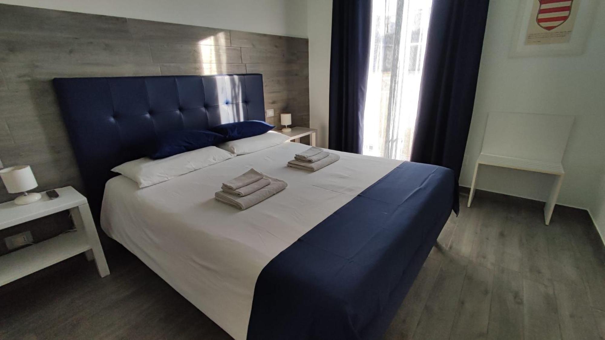 Locanda Degli Angioini Locazione Turistica Hotel Mola di Bari Eksteriør billede