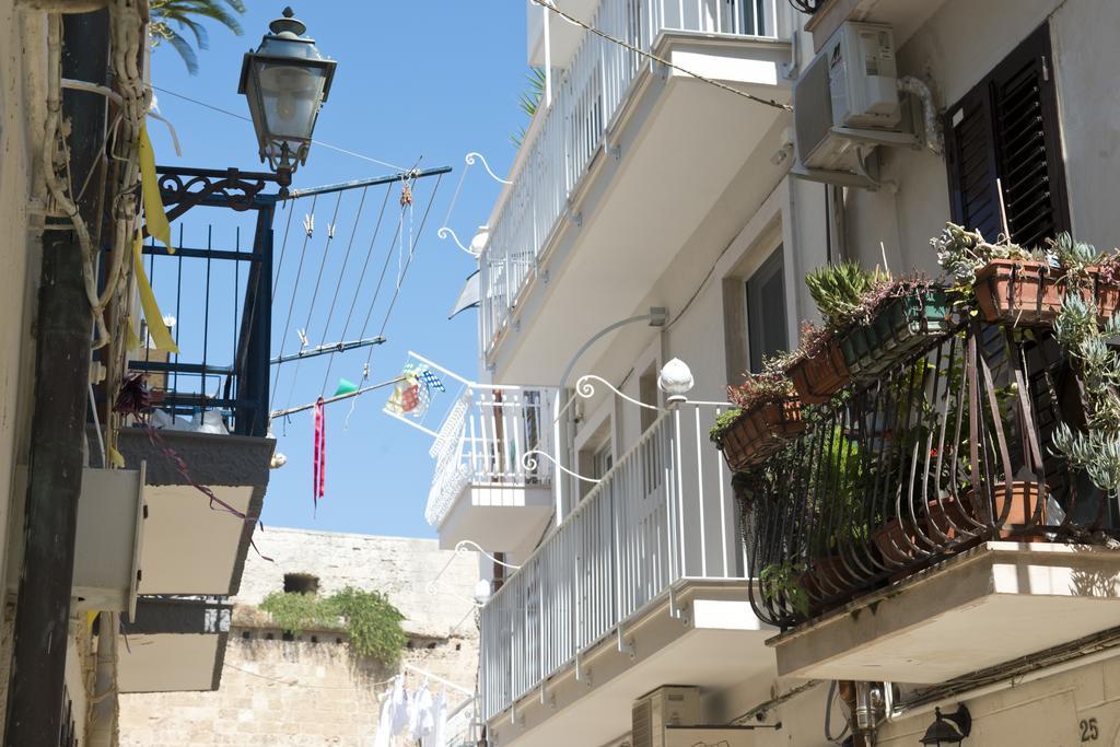 Locanda Degli Angioini Locazione Turistica Hotel Mola di Bari Eksteriør billede